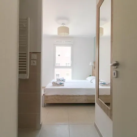 Διαμέρισμα Selectsohome - Duplex A La Faviere Avec Piscine - Pos-d